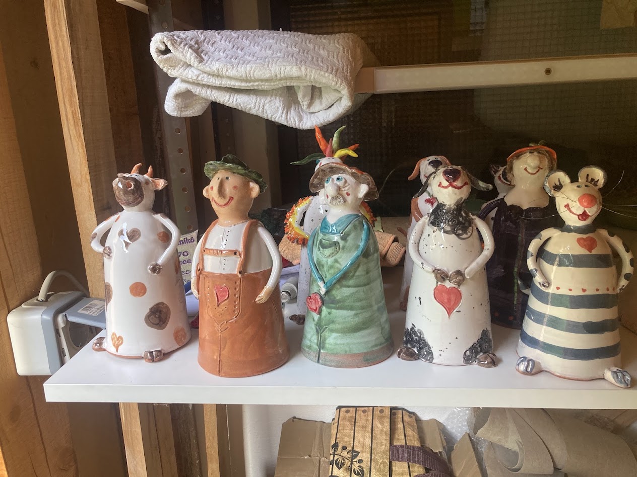 Handgemachte Keramikfiguren